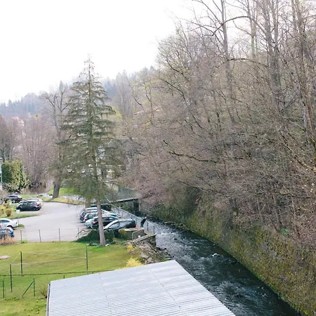 شقة Stay-a-while I Hannah I Wlan, Kostenloser Parkplatz زبنيتس